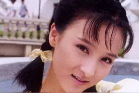 “梦萍”乐珈彤罕曝自拍，“恶女”变温柔淑女，入豪门后形象大变图片