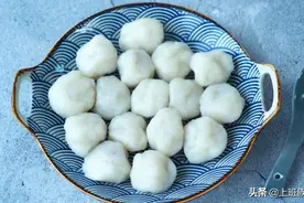 超市买的丸子不健康，教你这法子，手打鱼丸轻松做图片