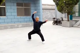 回民拳师演练的四路查拳，功夫扎实！视频封面