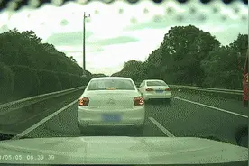 岳阳街头视频调查，九成以上后座不系安全带！看看这些，你还任性吗？图片