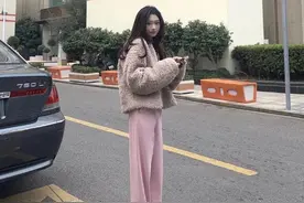 入冬裤子不用多，有这4种款就足够了，保暖百搭，内穿外搭都适合图片
