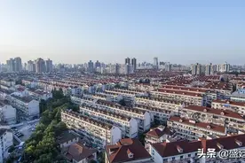 福利分房年代，没钱却乐享有房，现遇到拆迁：补偿给个人or单位？图片