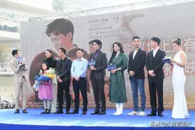 院线电影《世上只有妈妈好》在渝举行首映礼图片