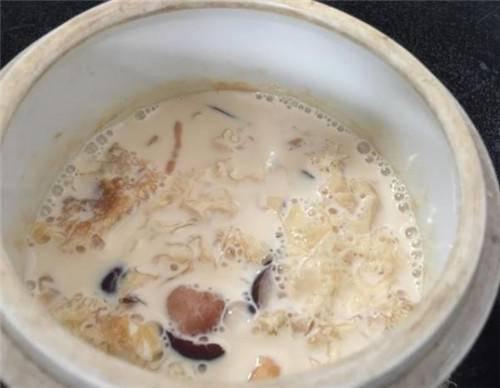 花胶牛奶红枣会上火吗 2026年花胶牛奶红枣会上火吗能吃吗