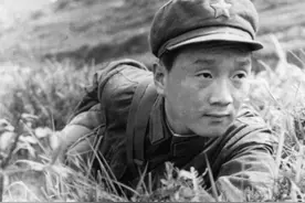 唐立忠：那个入伍52天就荣立一等功的新兵，后来升到了什么军衔？图片