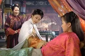 古代胎儿很调皮，手被扎一针才肯出生图片