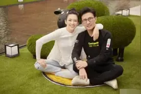 汪峰私房钱说漏嘴，被章子怡知道后秒怂，抱老婆大腿求生欲满满图片