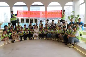 迎亚运，学手语，东哥东姐带你参与“迎亚运”公共场所无障碍环境建设图片