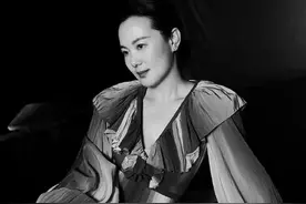 组图：暗香浮动美人来！影后咏梅《嘉人NOW》封面大片图片