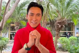 遗传不到高颜值的星二代：吕良伟儿子又胖又矮，钟镇涛儿子没气质图片