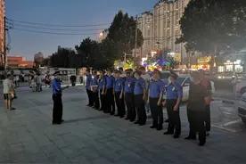 夜市摊点怎么摆才规范？看看郑州城管给摊贩的这封信就知道了图片