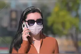 30岁小姐姐真会穿！一袭深橘色长袖连衣裙，气质满满图片