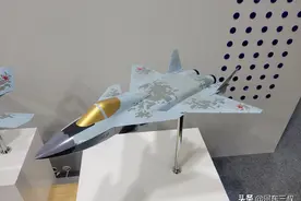 你抄我的苏-27，我就抄你的歼-20，米格一口气推出三款舰载机图片