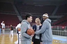 三消息！广东男篮外援宣布退役，弗格点评张镇麟，林书豪最新动态图片