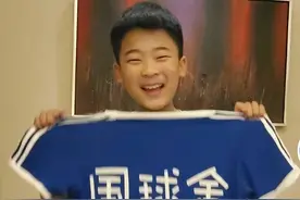 奥运冠军王楠骄傲晒娃：10岁儿子乒坛首战！4岁女儿将成职业选手图片
