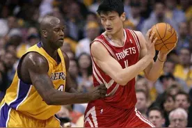 中国男篮单场最高分：姚明39分易建联37分，周琦拿下多少分？图片