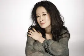 刘敏涛老公是王劲松吗 七年相夫教子却换来婚姻破裂复出后爆红图片