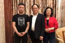 进屋倒水的功夫，儿子离奇失踪，夫妇苦寻23年图片