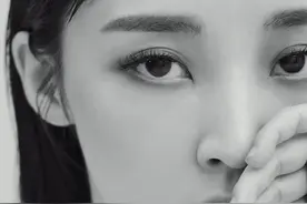 文星伊 allure Korea 四月刊，时尚感十足图片