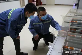 铁峰煤业公司强化“导师带徒”开通人才培养快车道图片