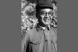 她是博古的妻子，曾任物价局局长，长女是北师大教授，女婿副国级图片