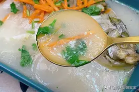 宝宝版鲫鱼汤和胡萝卜鸡蛋羹的做法分享，做法简单，可做到零失败图片