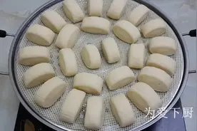 我家蒸馒头从不发面，加1袋牛奶，个个蓬松不塌陷，学会能摆摊了图片