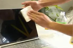 话题引发关注！用酒精清洁电脑屏幕，或导致严重后果图片