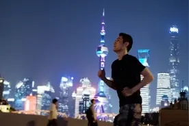 人生这场奋斗马拉松，我从未停下奔跑的脚步图片