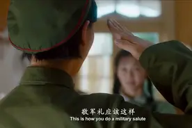《芳华》看职场小白“何小萍”的ZUO死人生图片