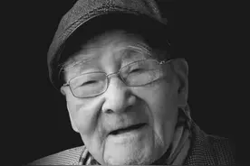 “诗译英法唯一人”！百岁翻译界泰斗许渊冲的诗意人生图片
