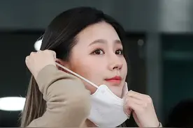退出Blackpink的赵美延清新恬静有气质，被温润的针织衫包裹着图片