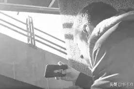 黑白照片竟然这么酷，西班牙摄影师的手机作品太让人着迷了图片