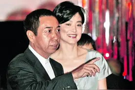 网友爆料林青霞丈夫出轨有私生子：还曾带回老家祭祖，公开的秘密图片