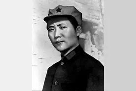 从伟大领袖到人民教员，毛泽东的离去与归来，给我们带来了什么？图片