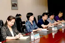 赵燕走访调研青岛大学附属医院江苏路院区图片