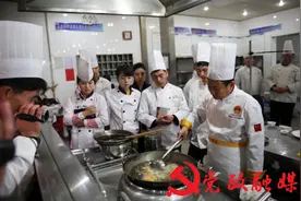 冯建忠：让肉丝带底走向世界图片