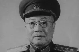 他姓郭，开国少将，1988年被授予上将军衔图片