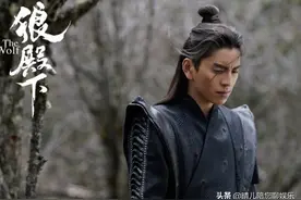 狼殿下：把李沁嘴巴亲变形，王大陆发文解释，配图很是辣眼睛图片