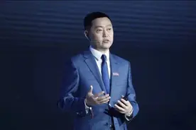 地产首富、中介头子左晖，背着骂名走了……图片