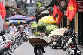 7月1日起，越南将取消公职人员终身制，但仍有三类人有特权图片