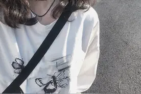 最火广东“黑市”，奢侈品牌潮服竟不过千元价，一夜售空9w件！图片