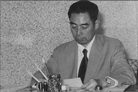 43年红色特工负气出走，周恩来立即指示：不惜一切代价，将其劝回图片