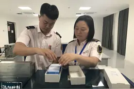 6万余张地铁敬老卡有序发放 5000余人提交材料未获审核通过图片