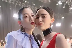 为何雪莉不穿内衣被骂惨，而模特不穿内衣很随意？很多人想错了图片
