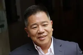 “白粉马”之子马廷强，为何残疾还能迎娶大美女黎姿图片