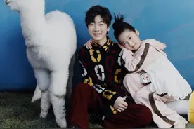 天天兄妹拍大片，6岁妹妹气场强大，兄妹俩疑学多多将进娱乐圈图片