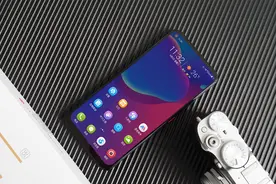 5G新国潮中兴天机Axon11 SE 5G 图赏图片