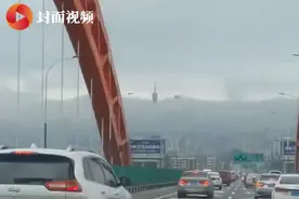 广州出现云墙，“小蛮腰”穿越云层恍若仙境！网友：还以为在天堂图片
