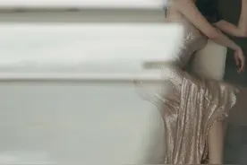 为什么男生总是会对穿裙子的女生多看两眼图片